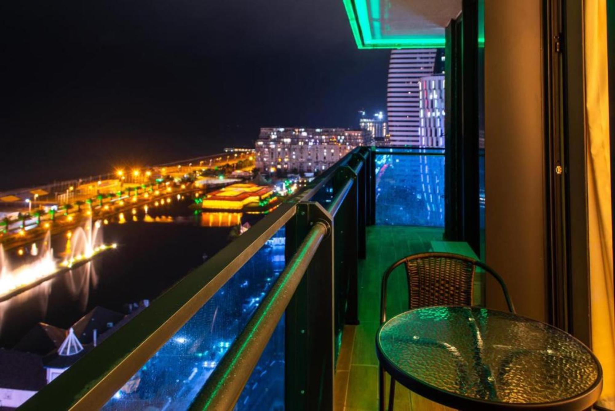 Orbi City Panorama Vip Appartement Batoemi Buitenkant foto